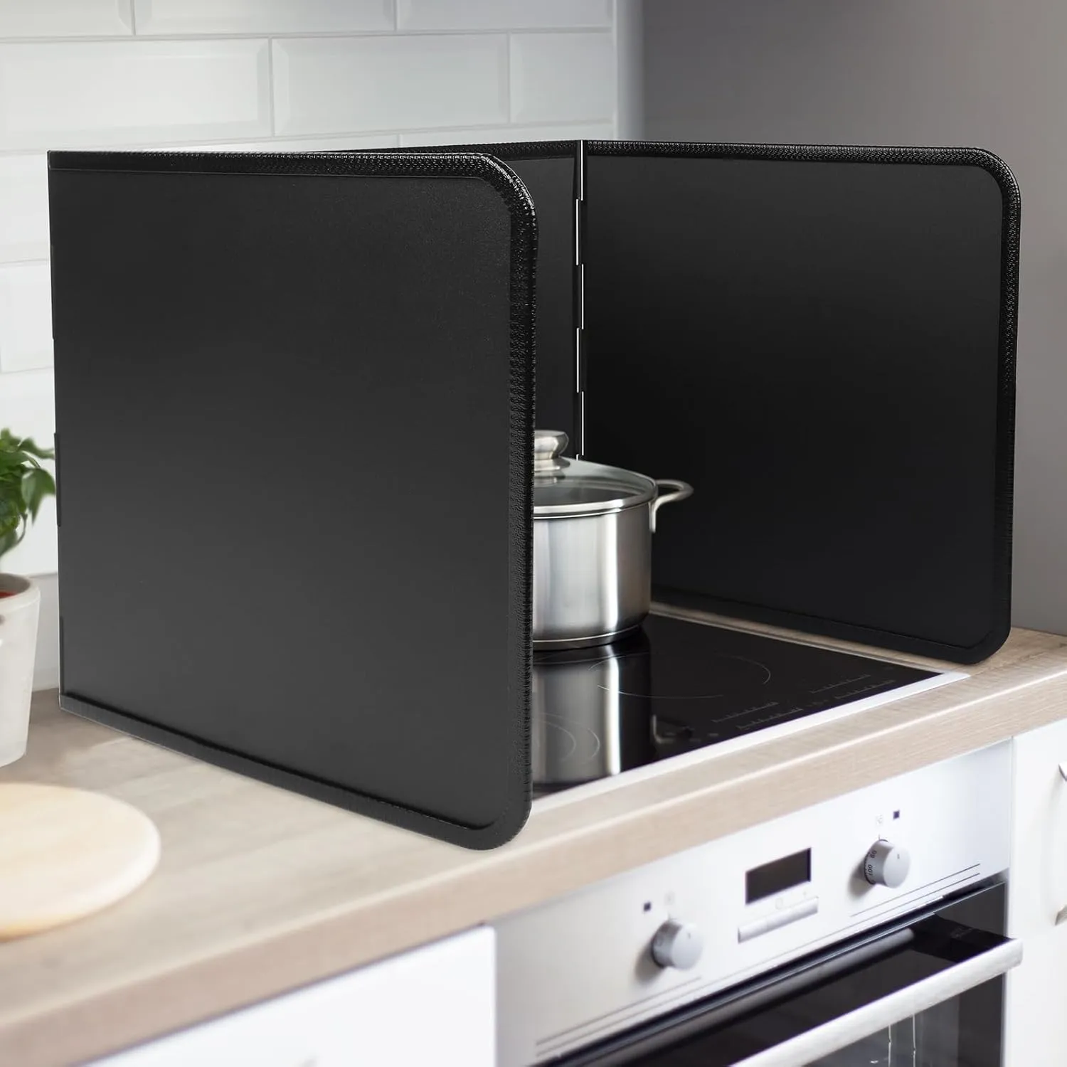 3 Sided Oil Splatter Guard Grease Splatter Guard Stove Splatter Guard, Splatter Guards Splatter Screen for Frying Pan,Large Foldable Splash Guard for Stove Top, Upgrade Steel Splatter Shield,30CM