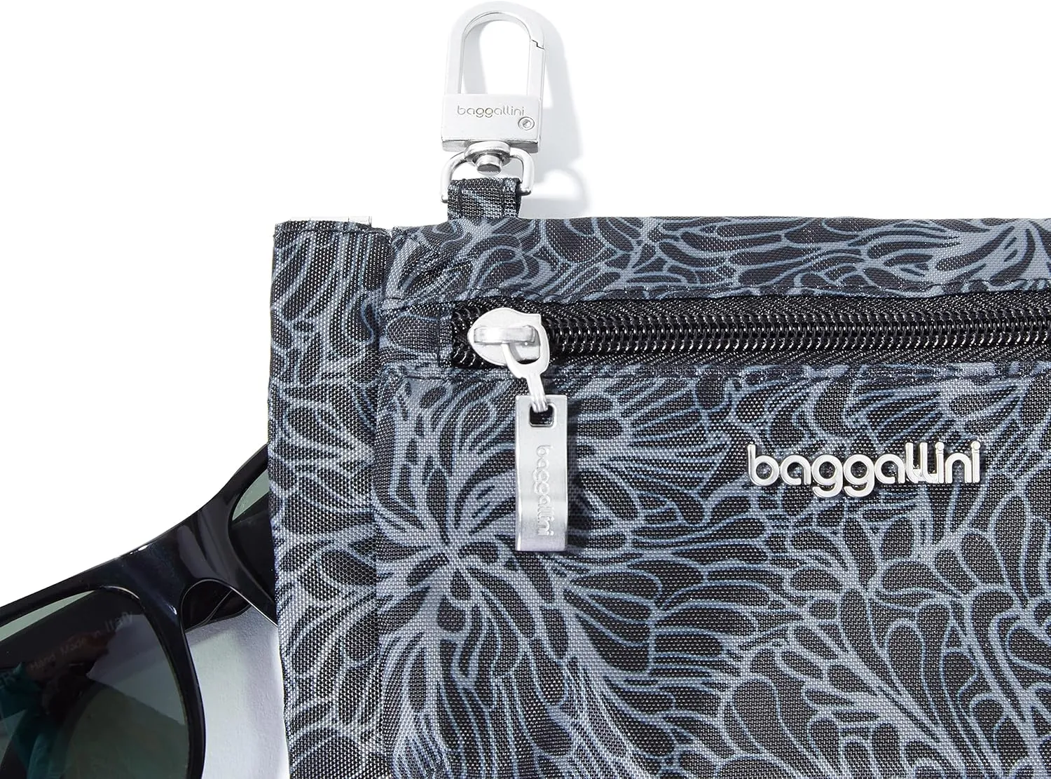 Baggallini womens On the Go Sunglasses Pouch