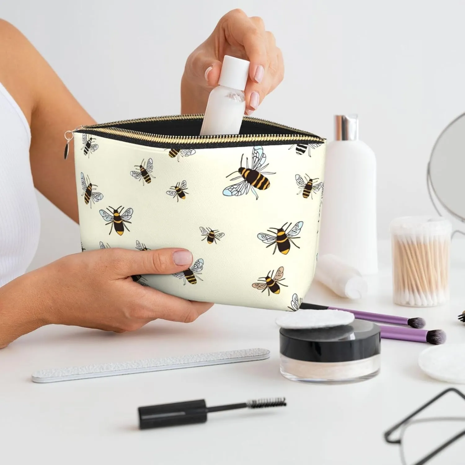 Bees Pattern Cosmetic Bag Travel Makeup Bag Organizer Toiletry Bag with Zipper Storage Pouch Coin Purse Brushes for Women Girls Gifts