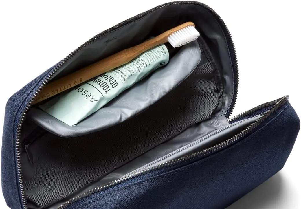 Bellroy Toiletry Kit Plus – (Toiletries pouch, bag)
