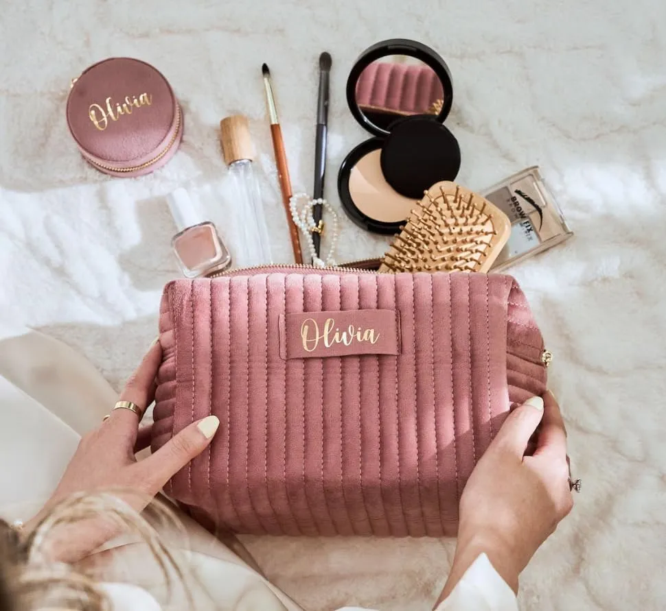 Custom Makeup Cosmetic Travel Bag Name Initial Monogram,Persoanlize Make Up Velvet Skin Pouch Purse for Teen Girl Ladies Teacher Bridesmaid Daughter Niece Friend Mom Gift,Mini Capacity Organizer Case