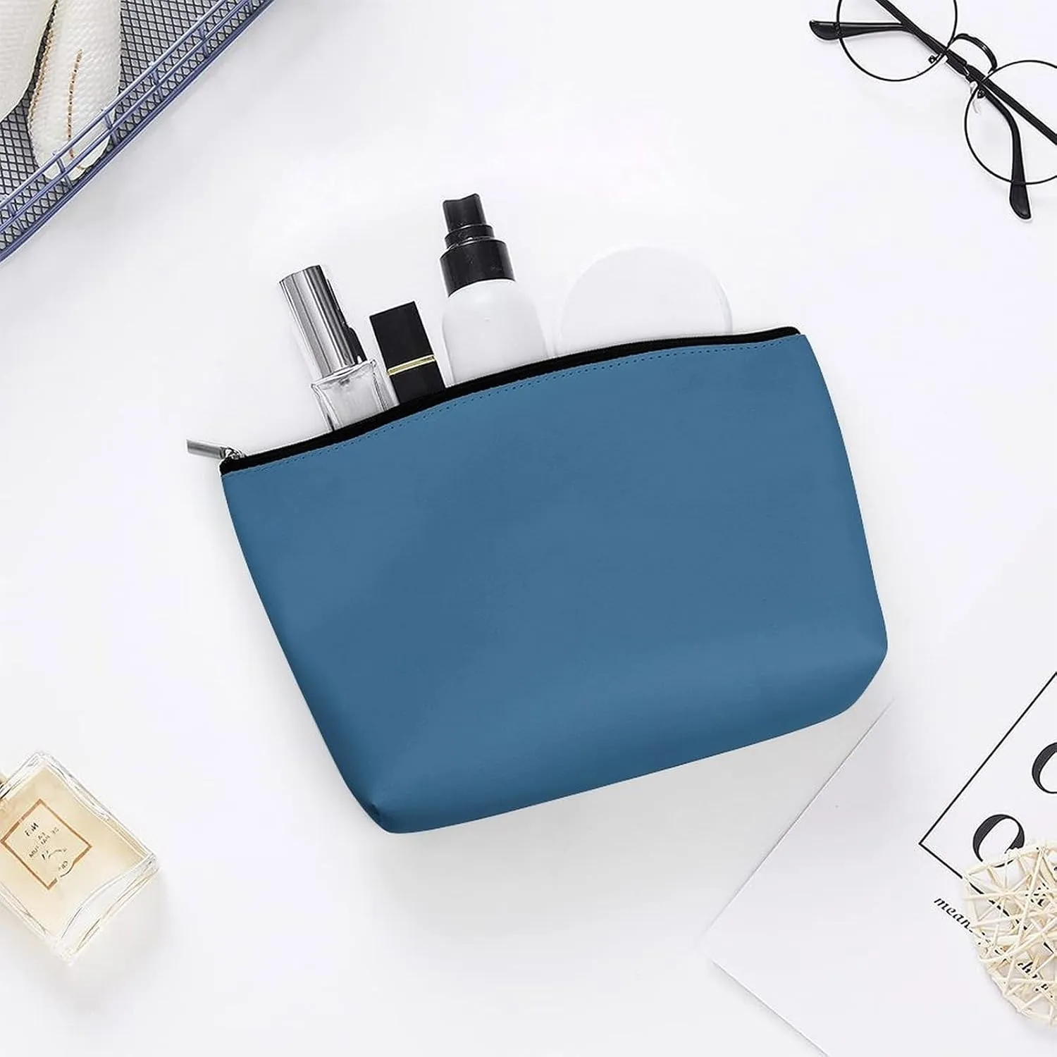 Elegant Makeup Bag, Modern Blue Solid Color Cosmetic Bag Large Capacity Pouch Portable Organizer for Men & Women