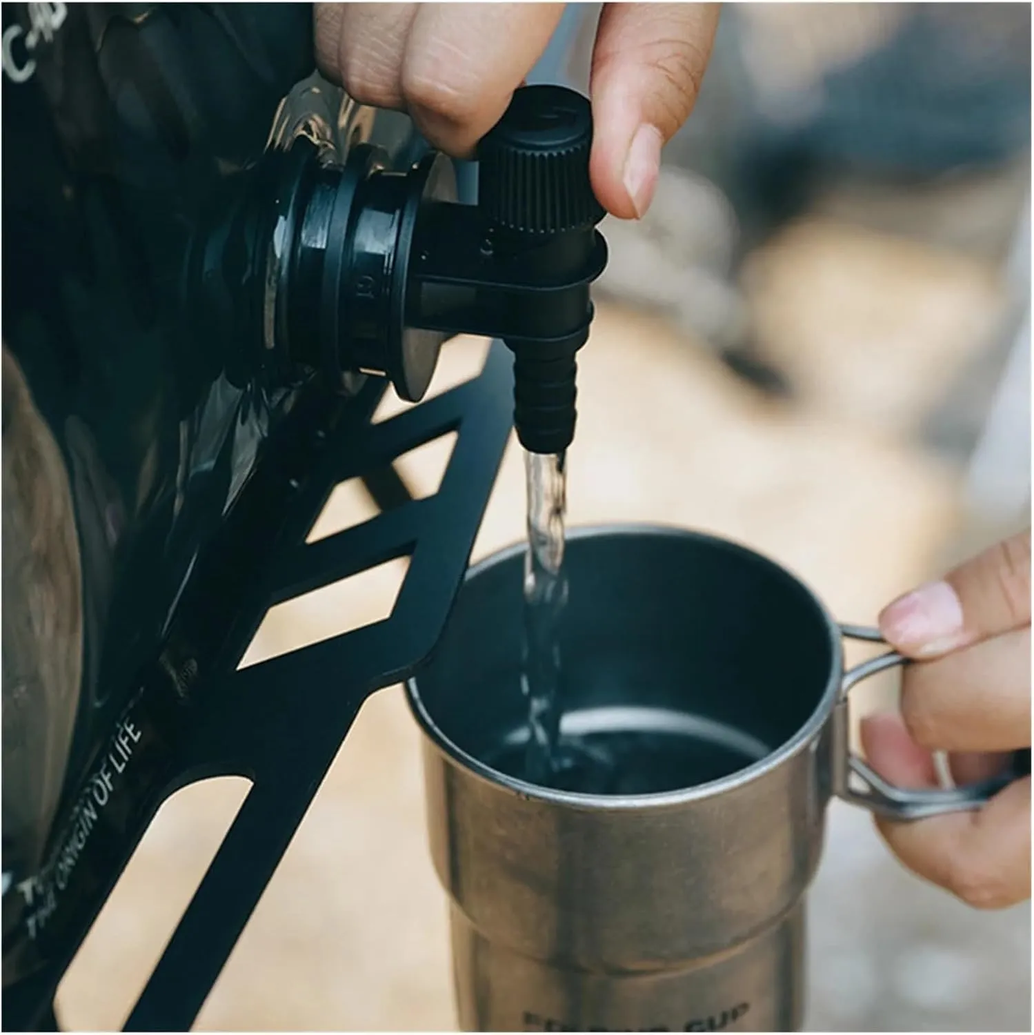 Folding Portable Bucket 5/8 Liter Bag Thicken Folding Bucket Portable Outdoor Container Collapsible Pouch with Faucet Camping (Color : Square 5L)