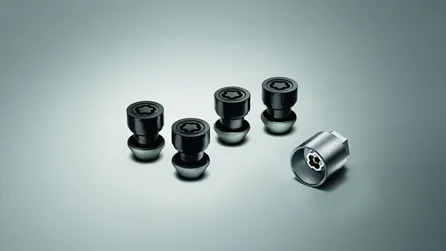 Land Rover Locking Wheel Nuts - Gloss Black Finish