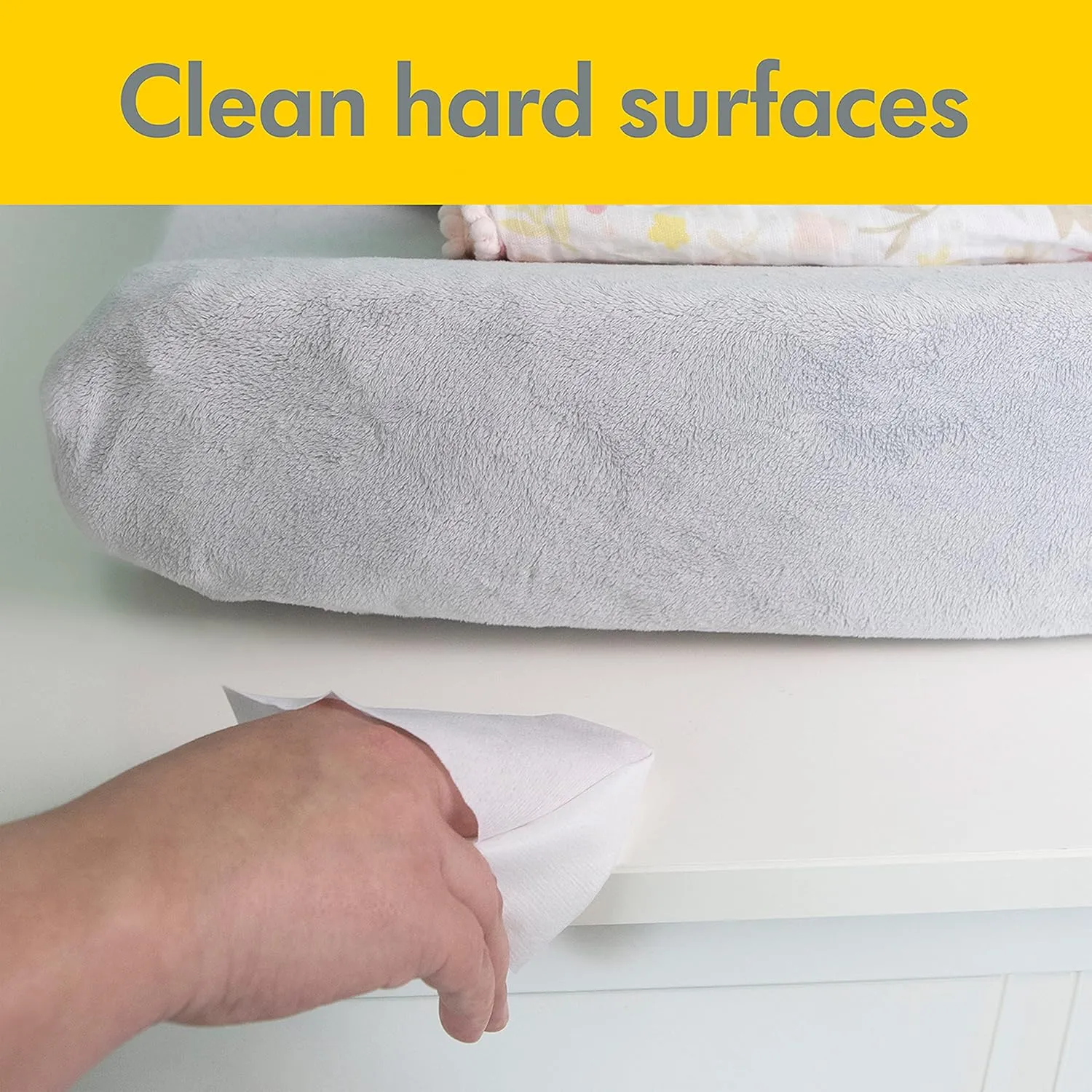 Medela Quick Clean Breast Pump and Accessory Wipes 90ct, 3 Packs of 30 Count, Resealable, Convenient and Hygienic On The Go Cleaning for Tables, Countertops, Chairs, and More