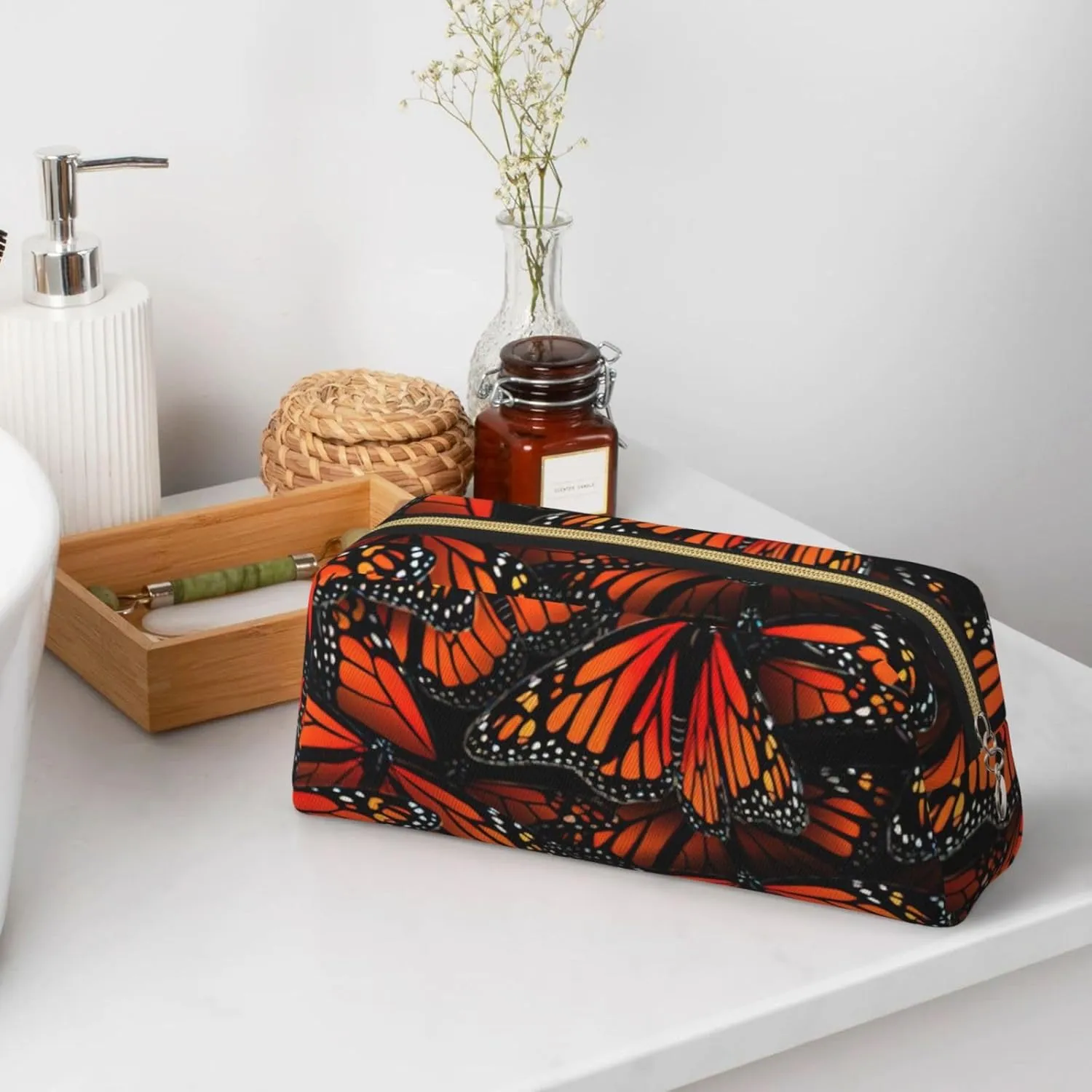 Monarch Butterflies. Print Versatile Storage Pouch Makeup Bag Travel Office Small Items Organizer Bag