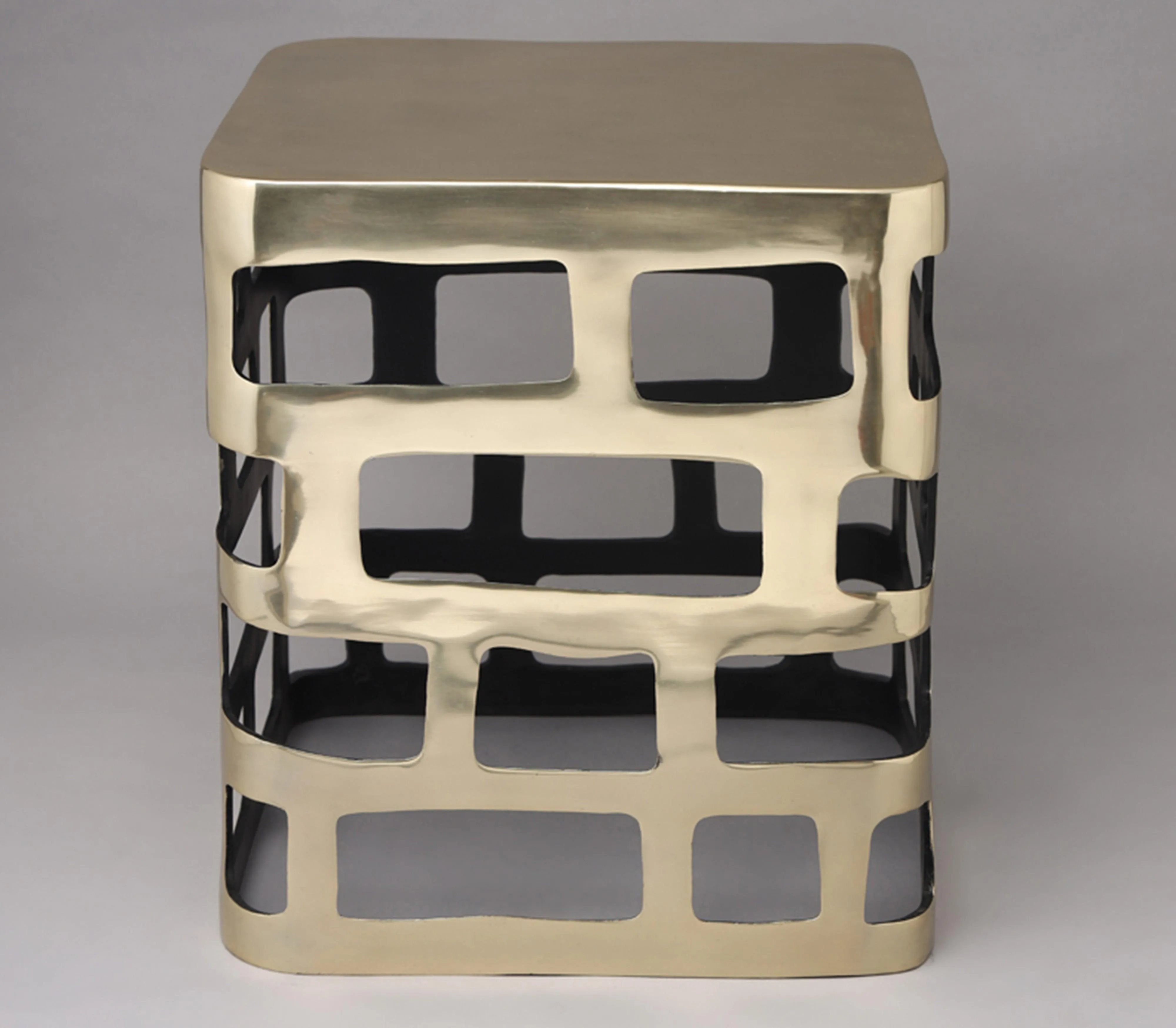 Orthonogal Stool