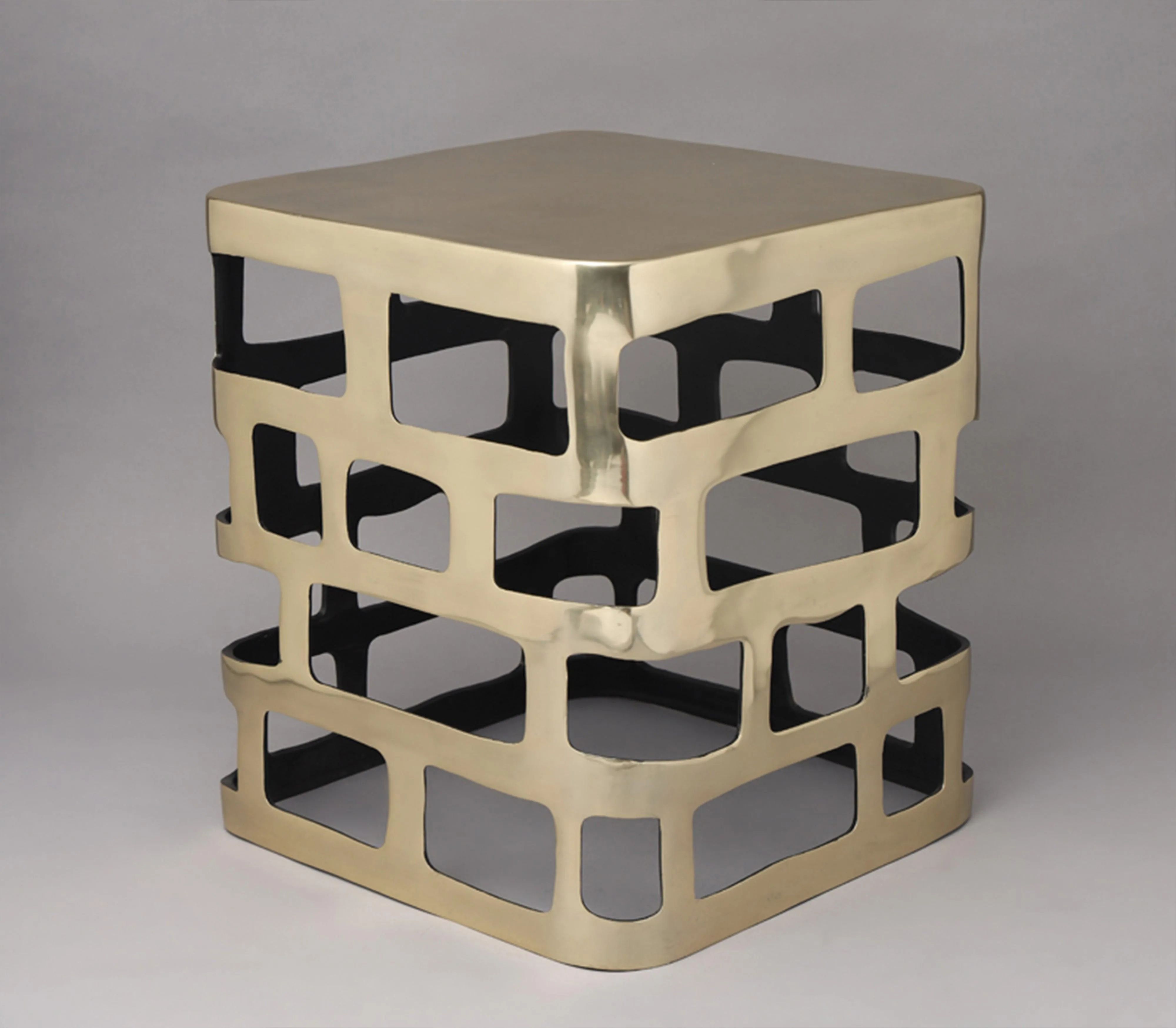 Orthonogal Stool