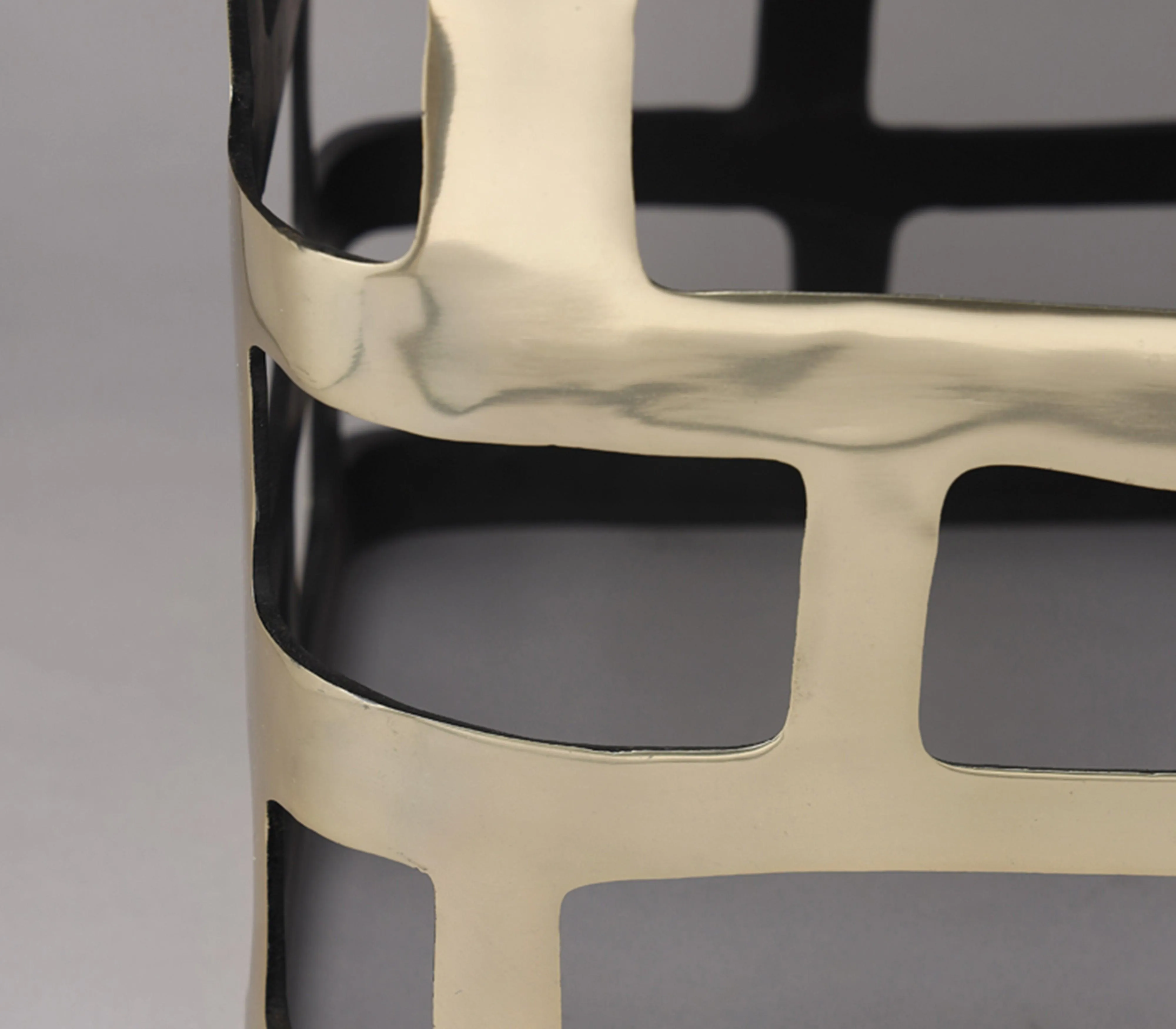 Orthonogal Stool
