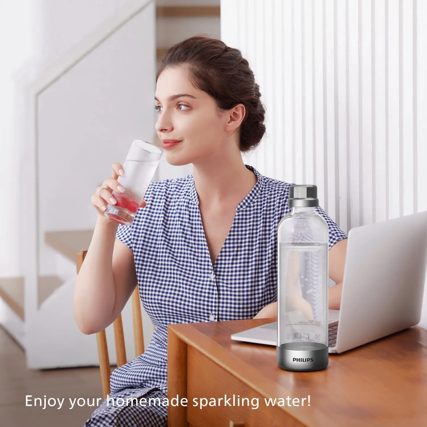 Philips Sparkling Water Maker, Soda Streaming Machine with Quick Twist Bottle, 1L BPA free PET Carbonating Bottle, Soda Maker Compatible with 60L CO2 Carbonator (NOT Included), ADD4902WHOQ/37