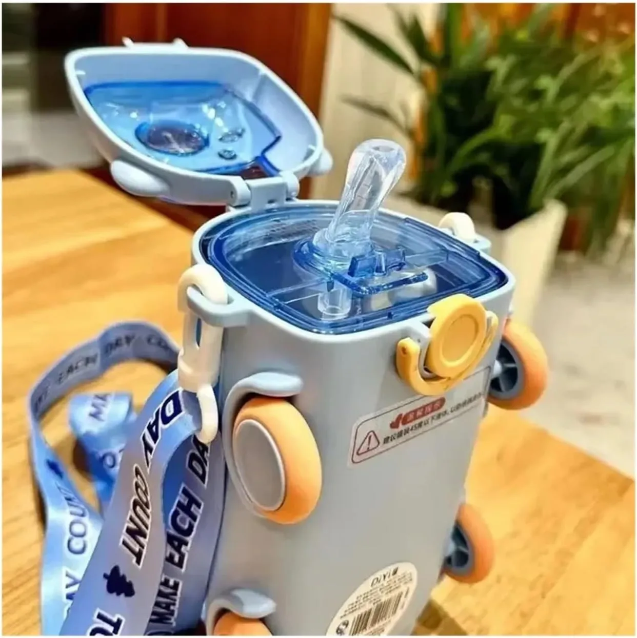 Portable Bear Water Bottle with Shoulder Strap Kid Cute Car Straw Water Cup Bus Shape Children's Water Bottle 500ml Drinking Cup(Yellow)
