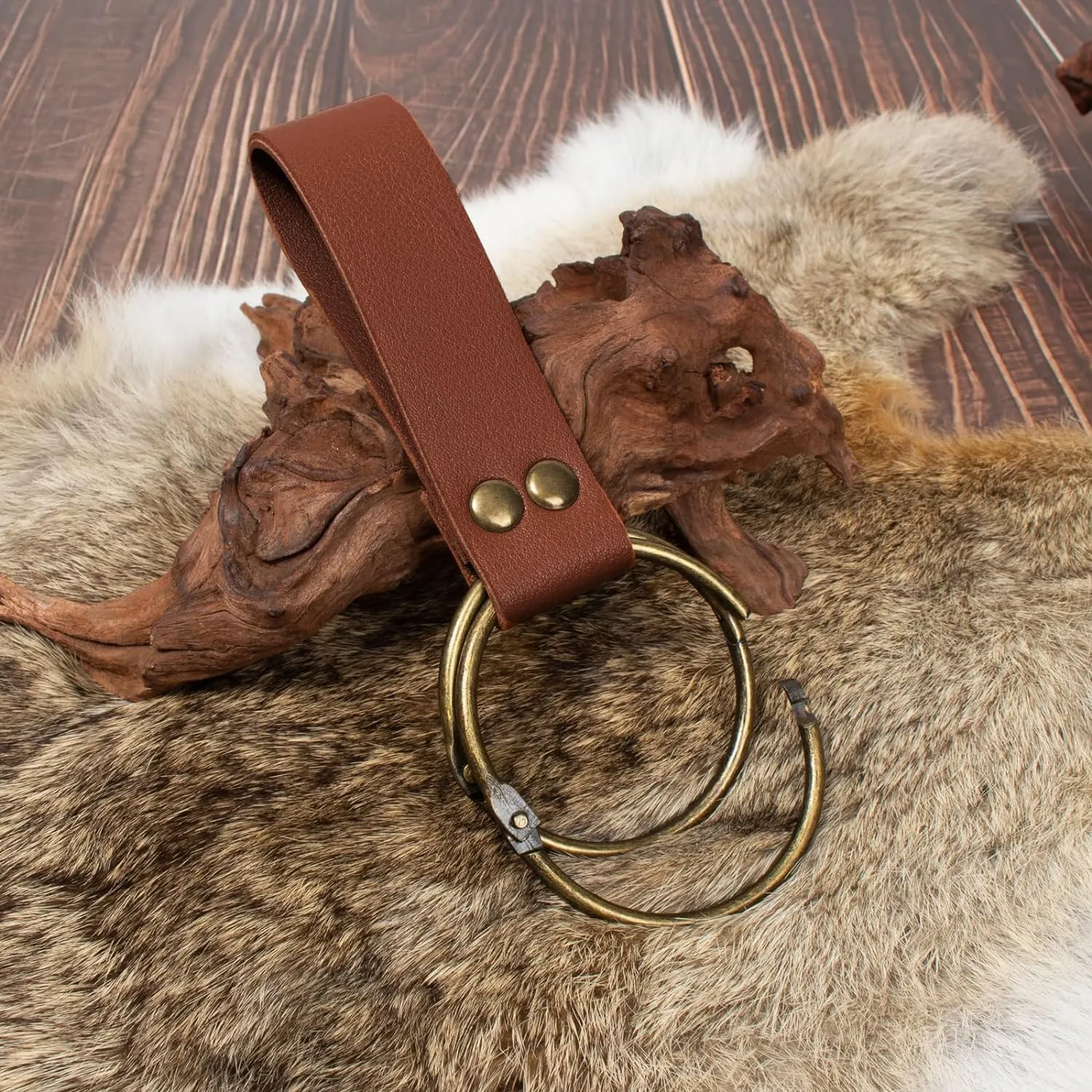 SUMGOGO 4 Pcs Halloween Renaissance Belt Pouch Witch Bottle Skirt Hikes Medieval Viking Pirate Leather Belt Costume Set