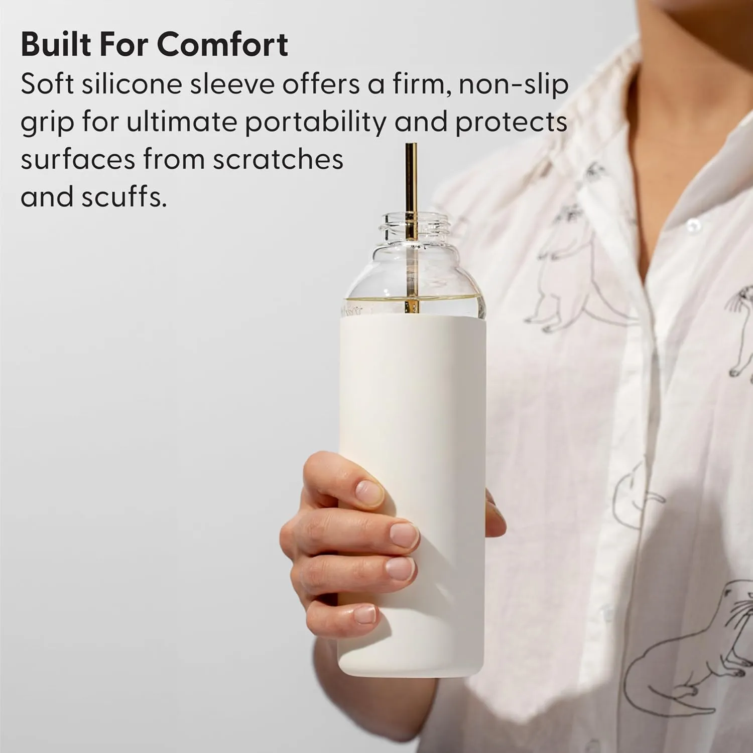 W&P Porter Glass Water Bottle w/ Protective Silicone Sleeve | Charcoal 20 Ounces | On-the-Go | Reusable Bottle for Coffee, Tea and Water | Portable | Dishwasher Safe