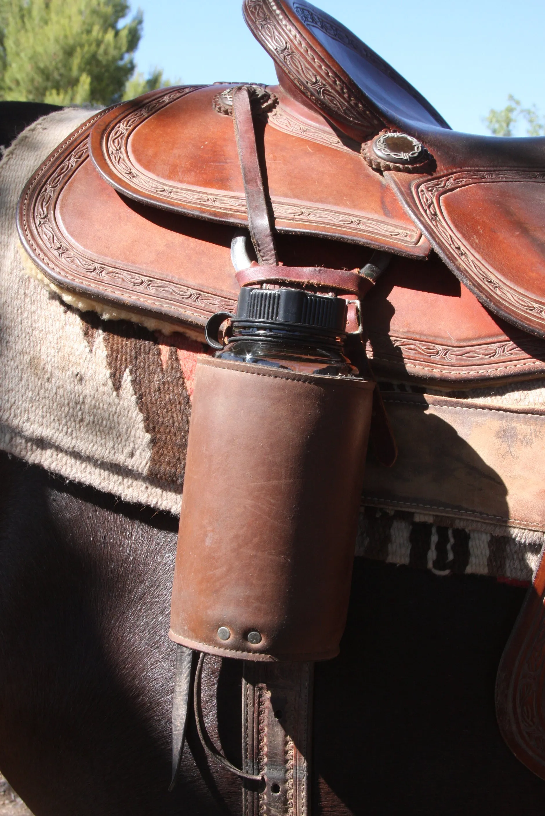 Water Hole-XL w/ Brass Spot Border: Premium Leather Saddle Bottle Holder