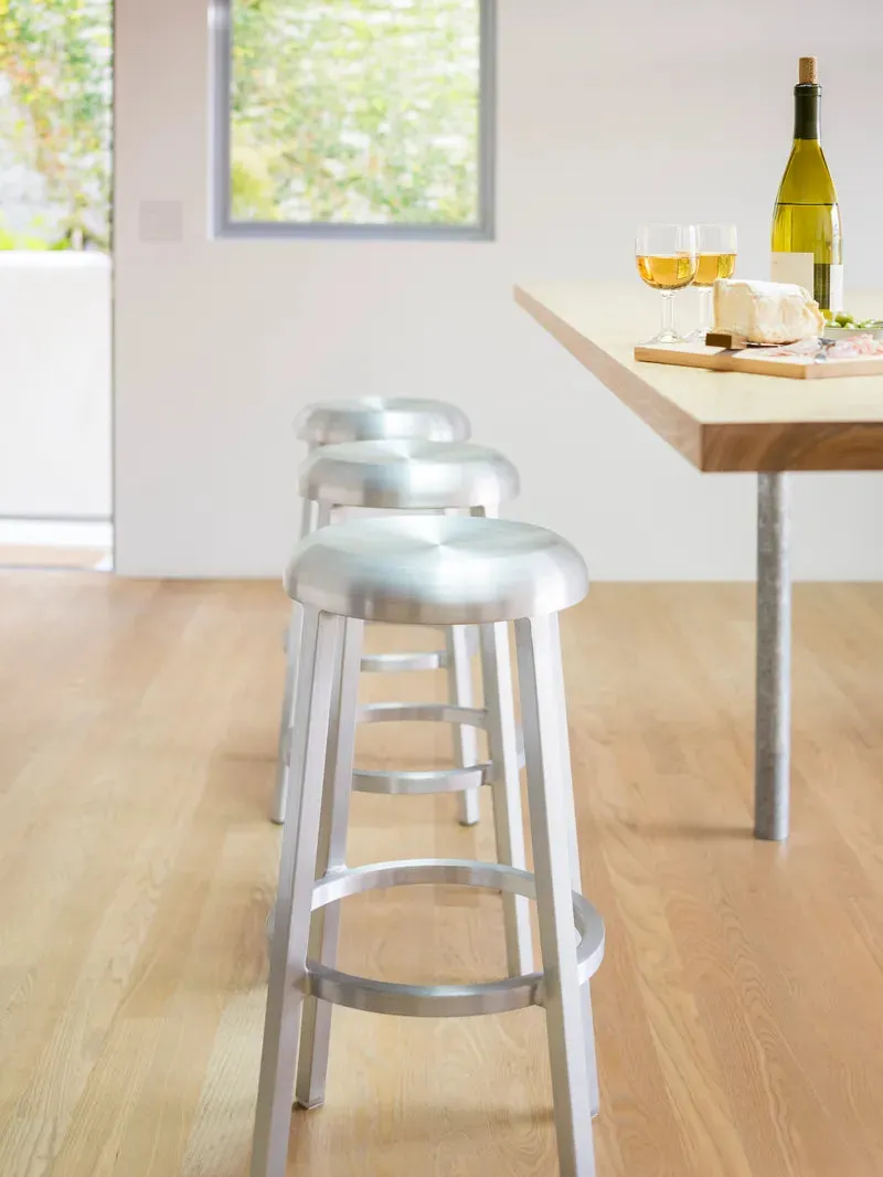 Za Counter Stool by Naoto Fukasawa